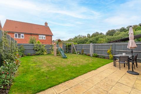3 bedroom terraced house for sale, Paddock View, Essex CM24