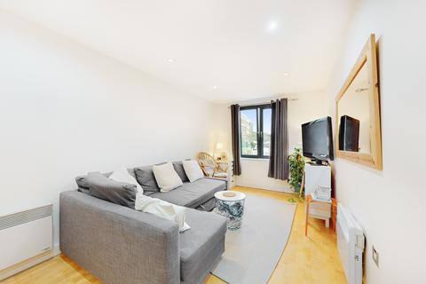 2 bedroom apartment for sale, Bow Connection, Fairfield Road, London E3