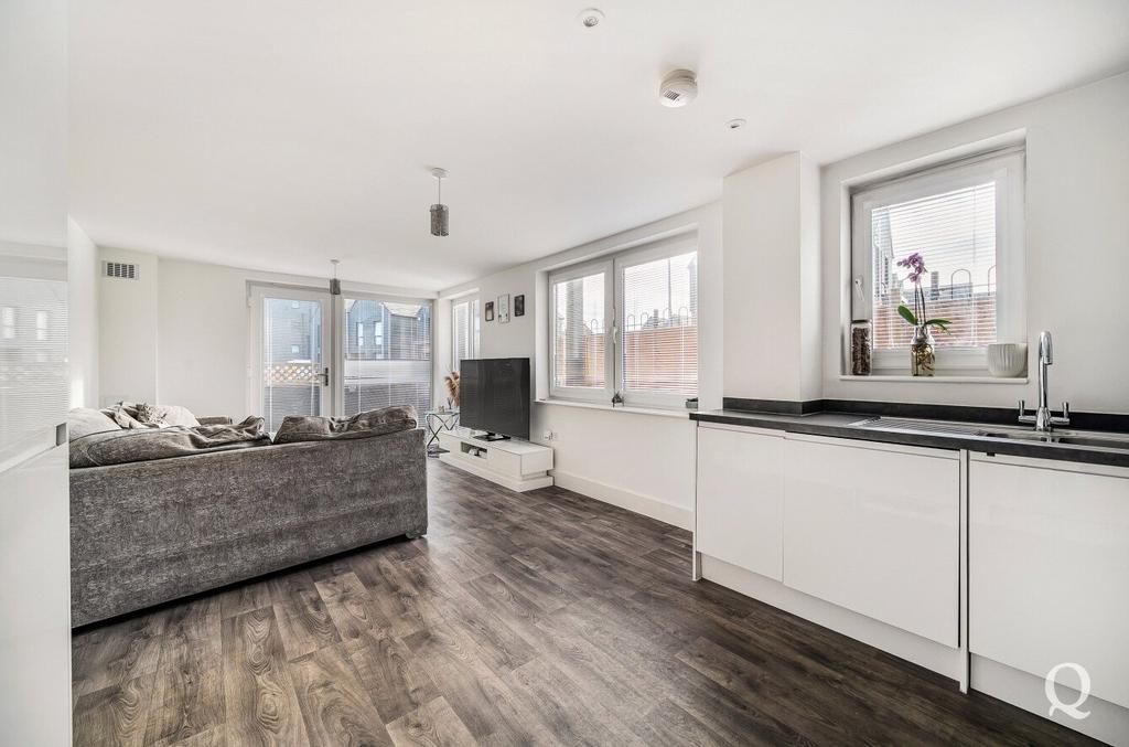 A3976029-9927-47b...