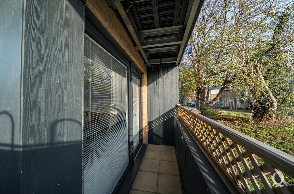 0b9f1bb9-3acf-4ed...