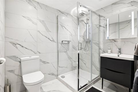1 bedroom apartment to rent, Molasses Row, London, SW11