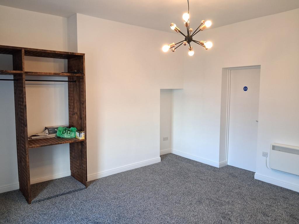 Living / sleeping area