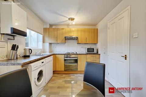 2 bedroom semi-detached house for sale, Stirling Close, Rayleigh, SS6