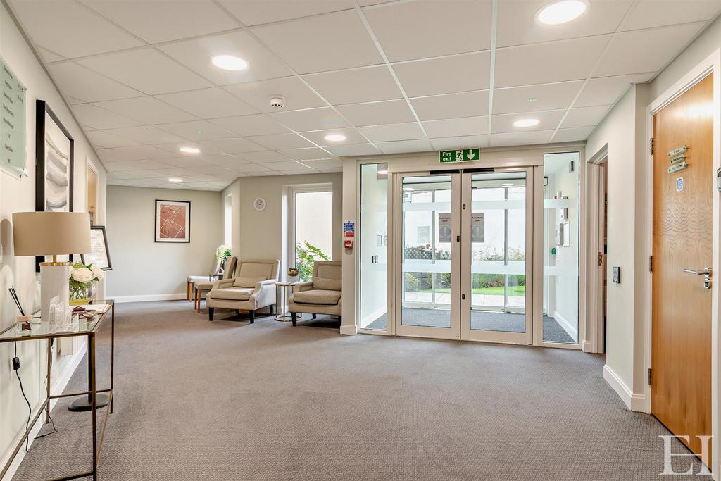 8671797-interior08-800.jpg