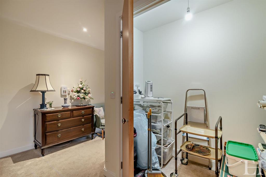 8671797-interior10-800.jpg
