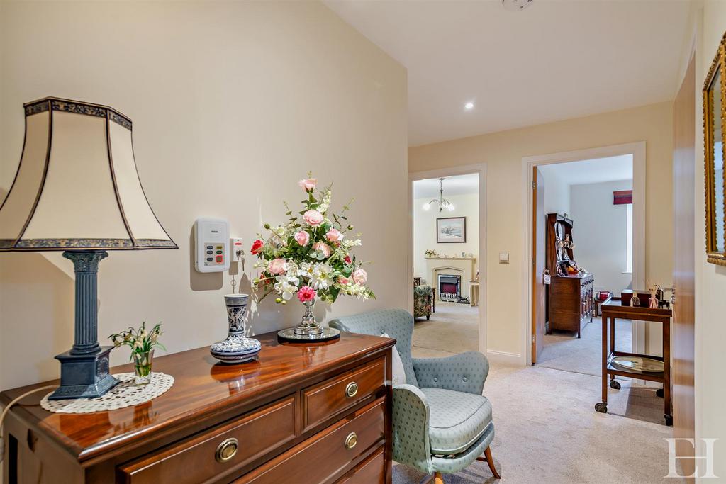 8671797-interior18-800.jpg