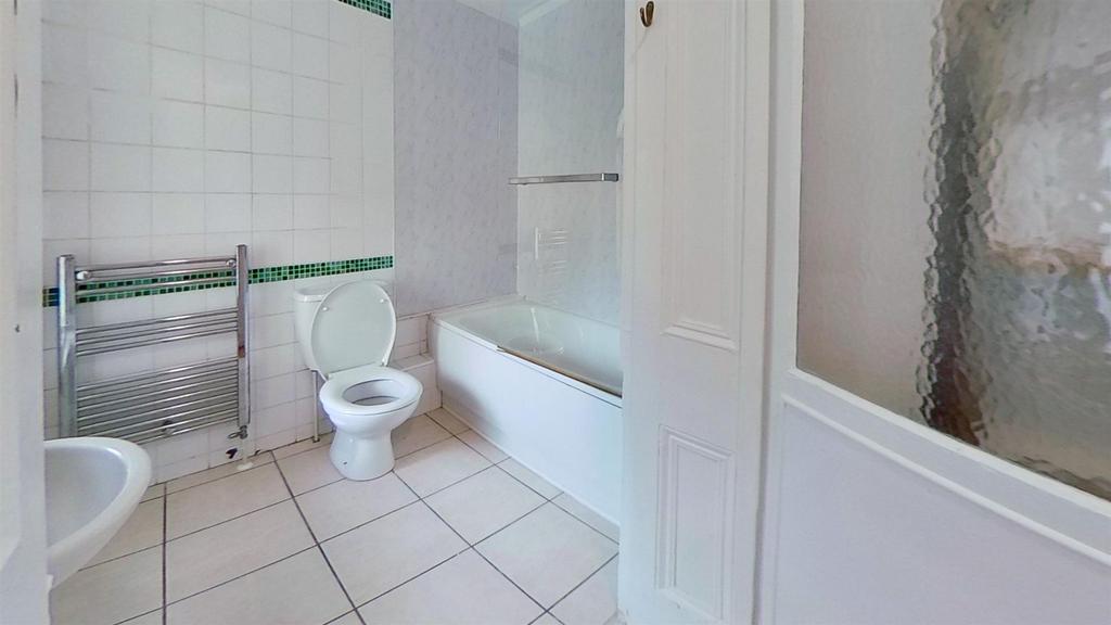 6-Villiers-Road-Bathroom.jpg