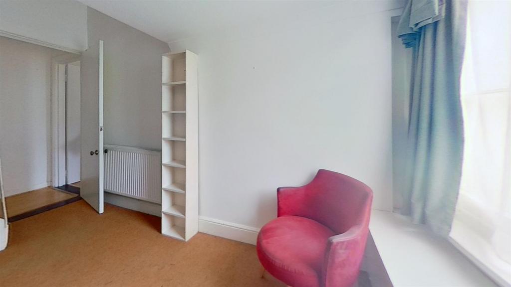 6-Villiers-Road-Bedroom.jpg