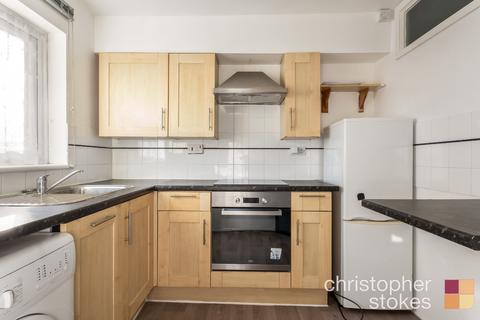 2 bedroom flat for sale, Clyfton Close, Broxbourne, Hertfordshire, EN10 6NX