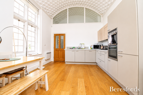 2 bedroom apartment to rent, Pope Court, The Galleries, Warley, CM14