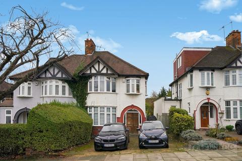 4 bedroom house for sale, Tenterden Drive, Hendon NW4