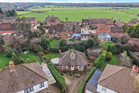 undefined, Josephine Close, Lower Kingswood, Tadworth, Surrey, KT20