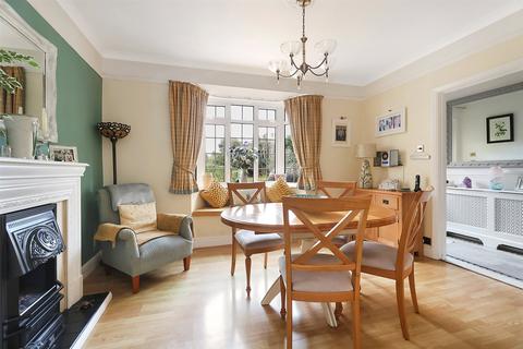 undefined, Josephine Close, Lower Kingswood, Tadworth, Surrey, KT20