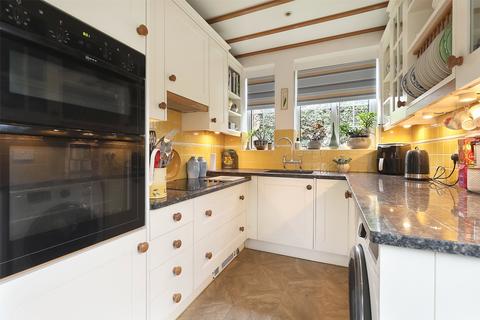 undefined, Josephine Close, Lower Kingswood, Tadworth, Surrey, KT20