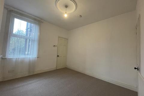 2 bedroom terraced house for sale, Montague Road, Clarendon Park, Leicester