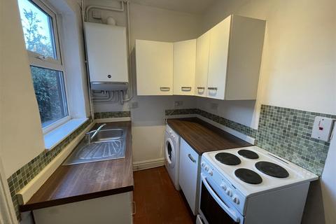2 bedroom terraced house for sale, Montague Road, Clarendon Park, Leicester