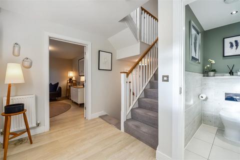 undefined, Edneys Walk, Overton, Basingstoke