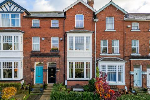 4 bedroom townhouse for sale, Albemarle Road, York YO23 1EN