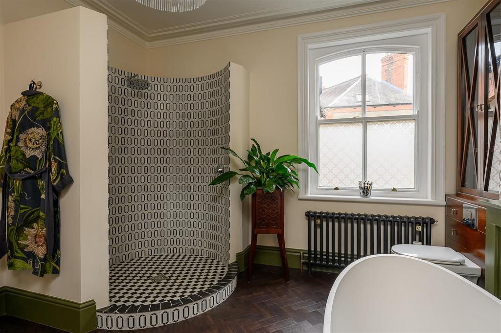 Family bathroom