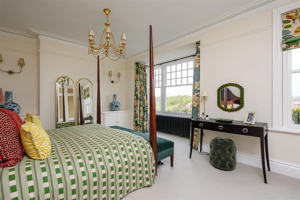 Principal suite