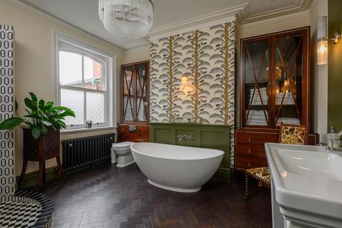 4 bedroom townhouse for sale, Albemarle Road, York YO23 1EN