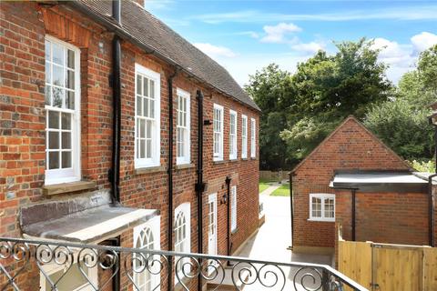 2 bedroom apartment for sale, London End, Beaconsfield, Buckinghamshire, HP9