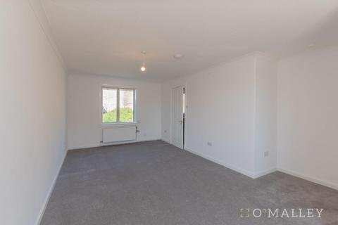 3 bedroom terraced house to rent, Johnston Crescent, Tillicoultry