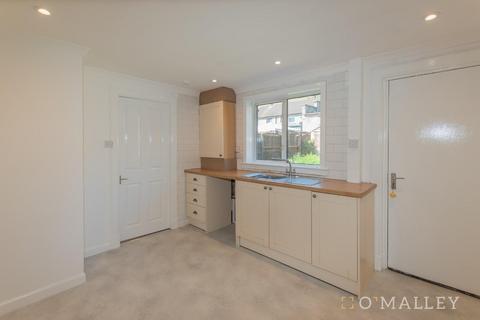 3 bedroom terraced house to rent, Johnston Crescent, Tillicoultry