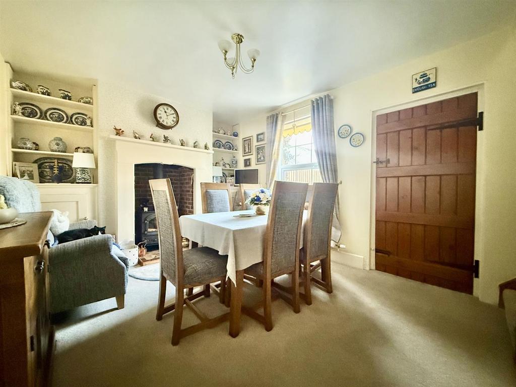 Dining Room.jpg