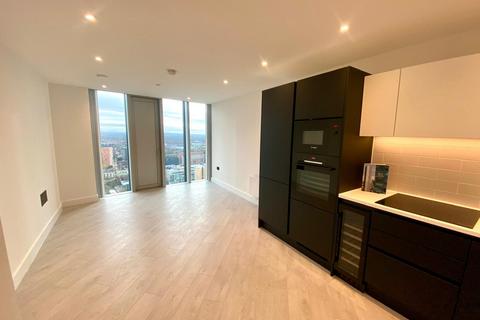 1 bedroom apartment to rent, Vista River Tower, Trinity Way, Manchester,