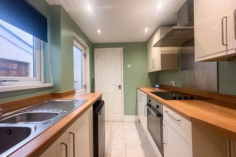 3 bedroom terraced house to rent, Letchworth Road, Ebbw Vale