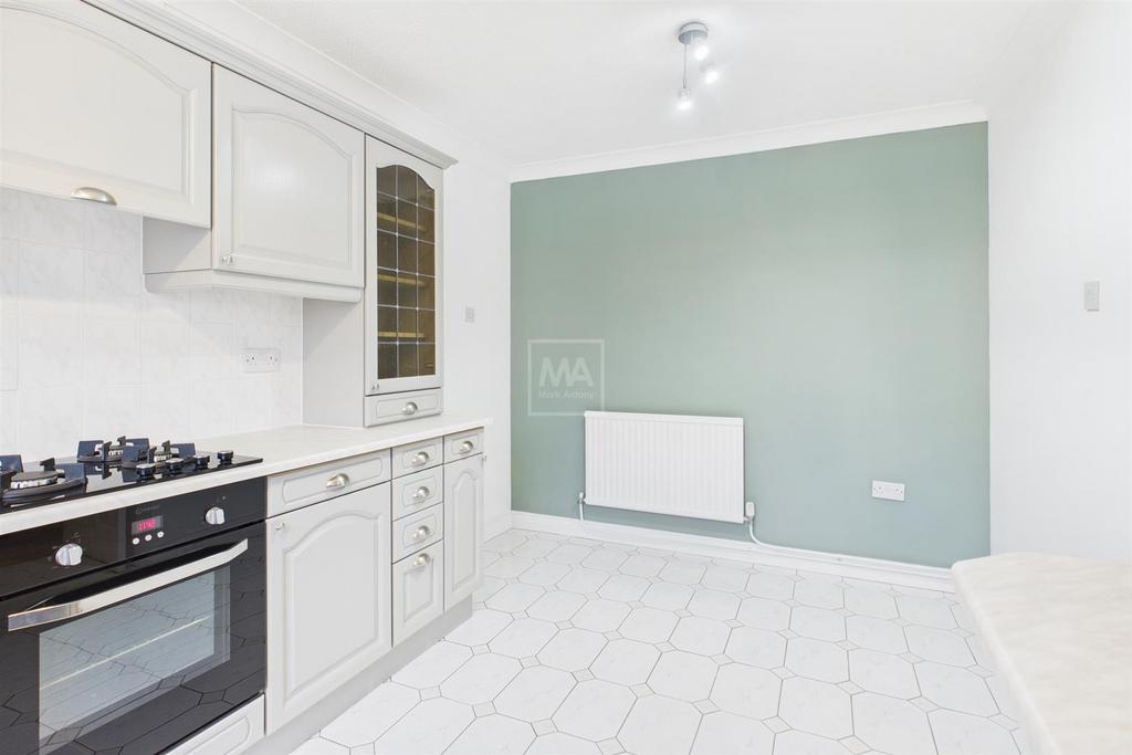 Kitchen/Dining area
