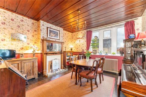 4 bedroom end of terrace house for sale, Fernbank Drive, Bingley, West Yorkshire, BD16
