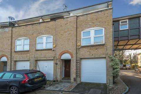undefined, Farnborough Crescent, Hayes, BR2