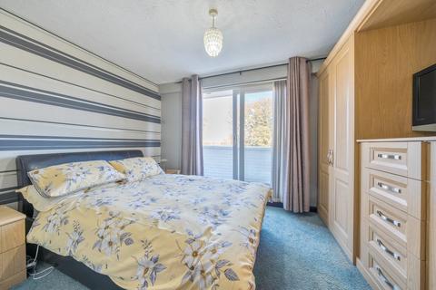 undefined, Farnborough Crescent, Hayes, BR2