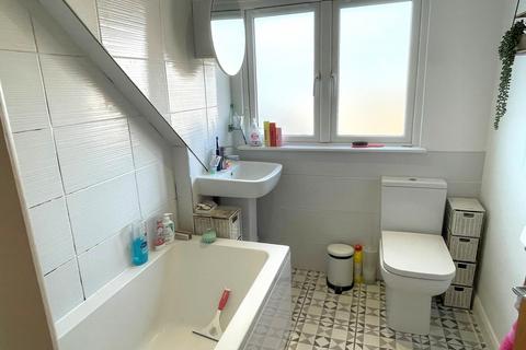 undefined, Hollybank Close, Hythe