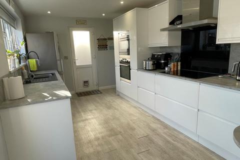 undefined, Hollybank Close, Hythe