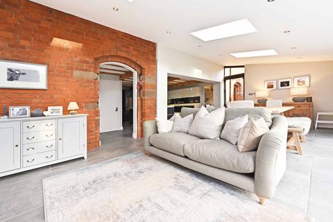 undefined, Staun Court, Standon, ST21