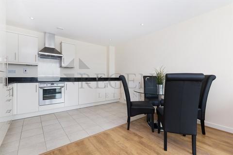 2 bedroom apartment to rent, Corrigan Court, Ealing, W5
