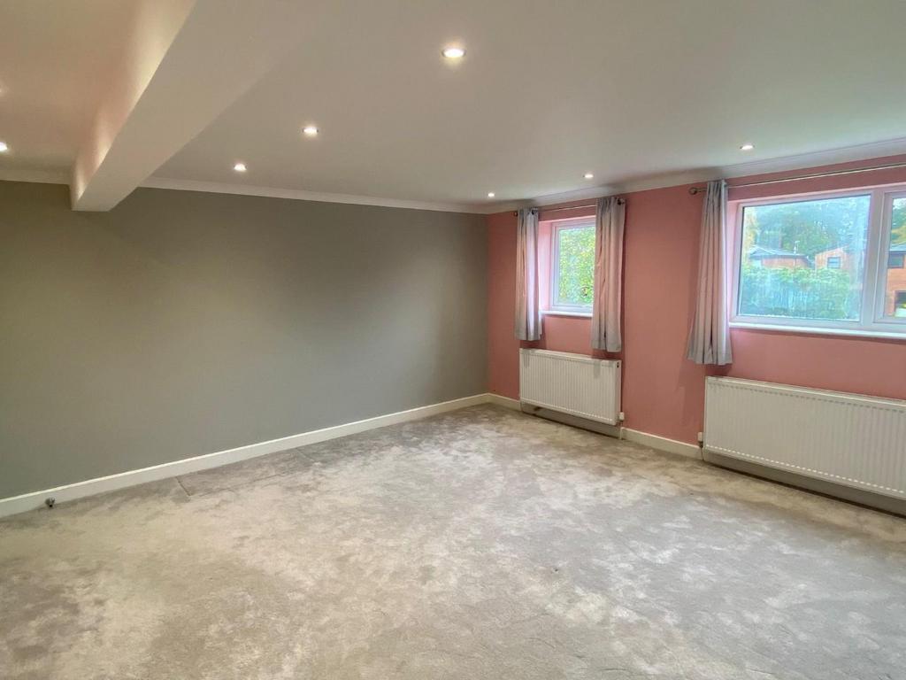 Bedroom 2 2.jpeg