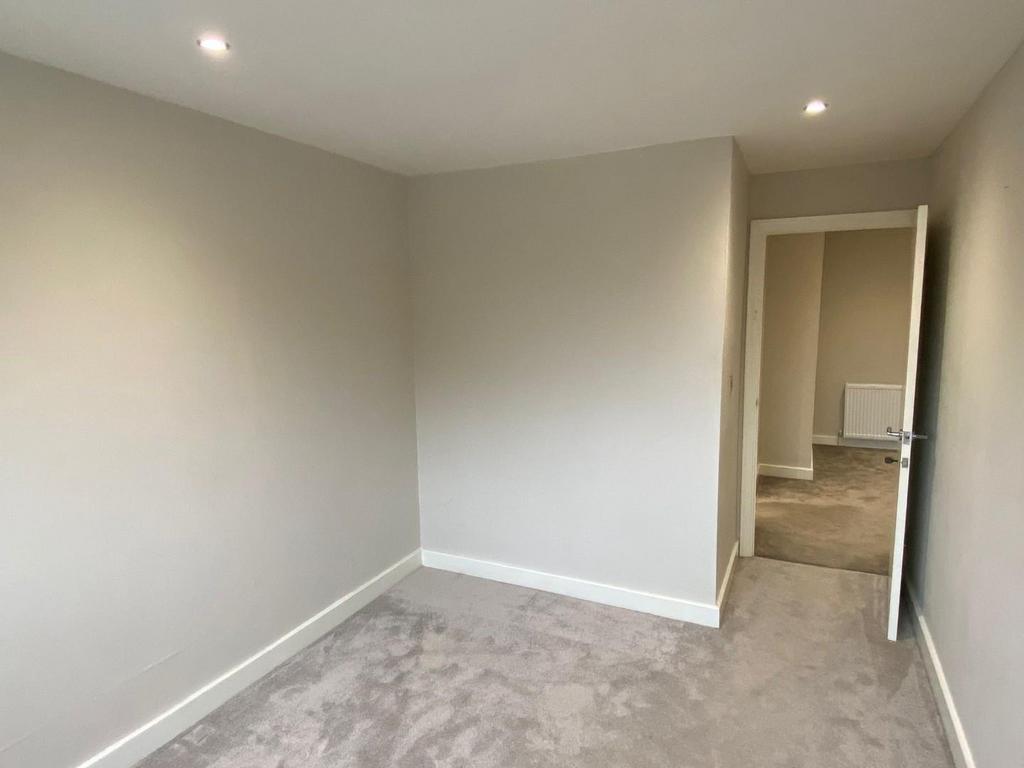Bedroom 3 2.jpeg