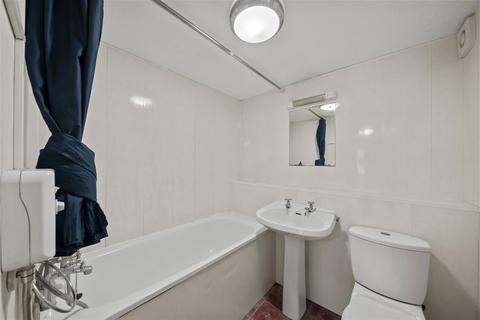undefined, Harold Road, London