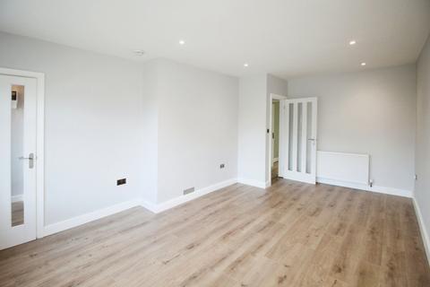 2 bedroom bungalow to rent, Brooklands Road, Cheshire CW12