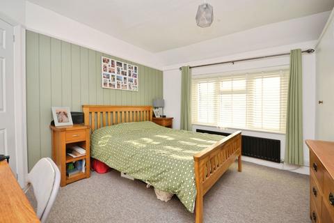 undefined, Collyer Avenue, Bognor Regis, PO21 5HX