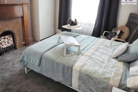 5 bedroom terraced house for sale, Alexandra Road, Shipley