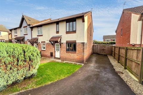 Squires Close, Rogerstone, Newport