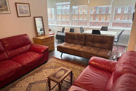 2 bedroom apartment to rent, Sussex Heights, Brighton