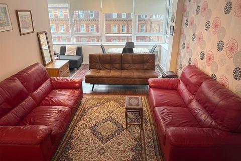 2 bedroom apartment to rent, Sussex Heights, Brighton