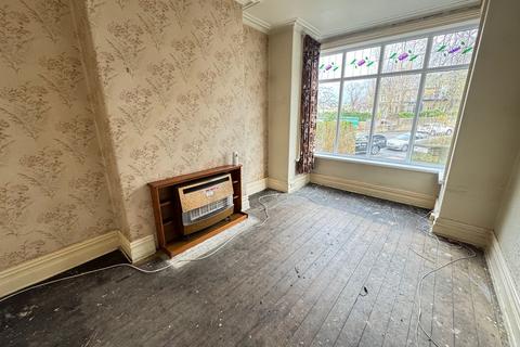 3 bedroom terraced house for sale, Leyburn Grove, Shipley, BD18