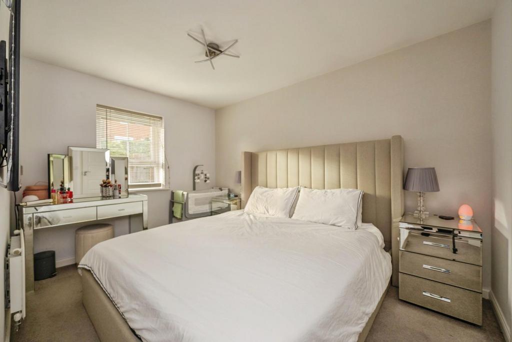 5buckmasterway-10.jpg
